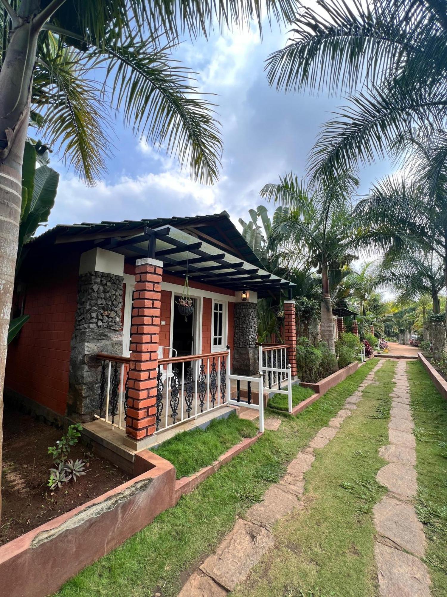 Coorg Nesara Hotel And Resort Kushālnagar Exterior foto